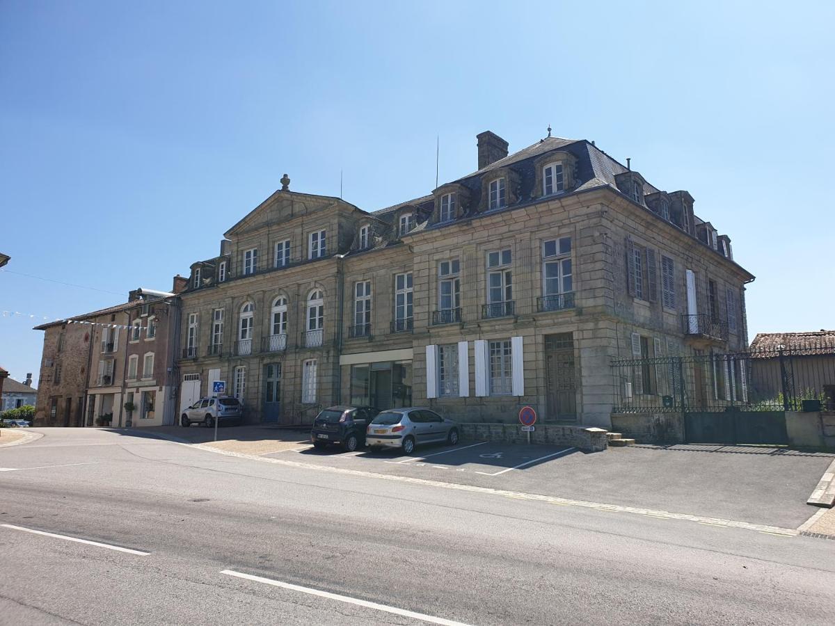 Le Chateau Châteauponsac Εξωτερικό φωτογραφία