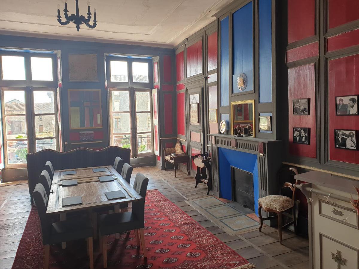 Le Chateau Châteauponsac Εξωτερικό φωτογραφία